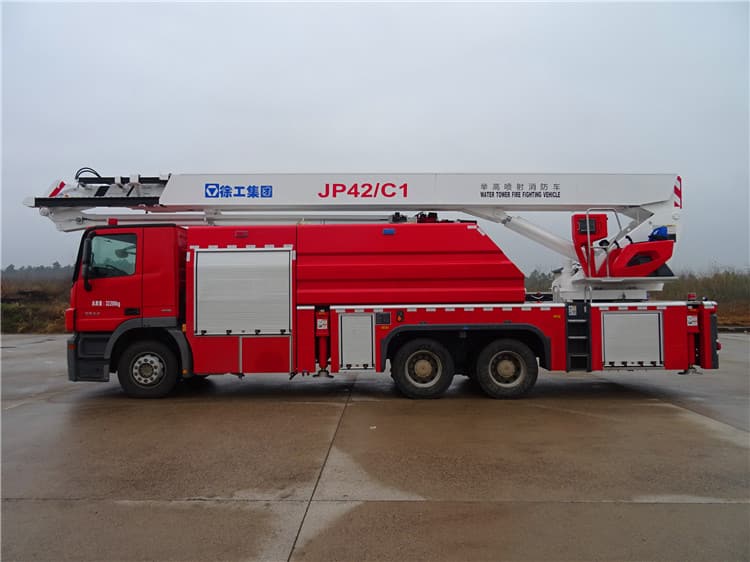 XCMG official 42m water and foam tower fire truck JP42C1 multi-functional fire fighter trucks price